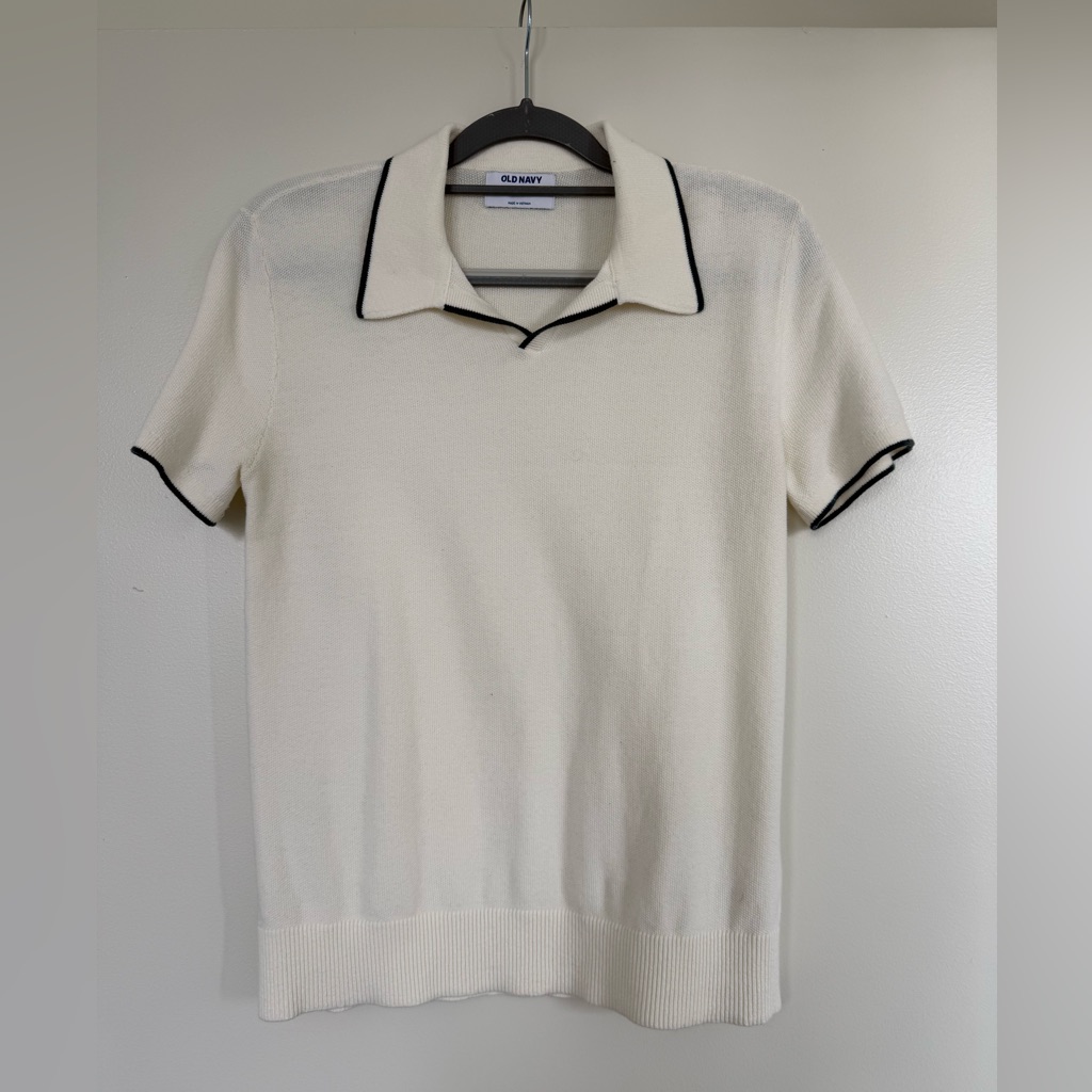 Old Navy Men’s Ivory Knit Polo